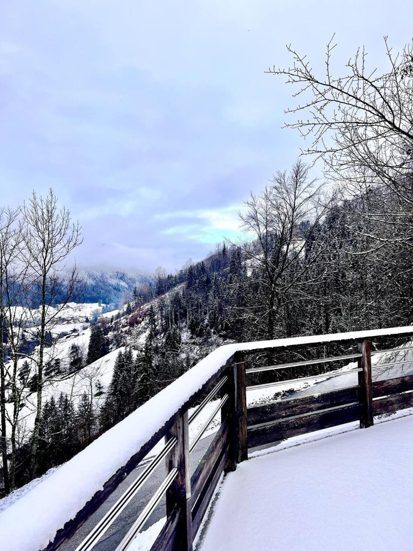 Charming Family Chalet For 8 People, With Private Hot Tub Les Clefs Exterior photo